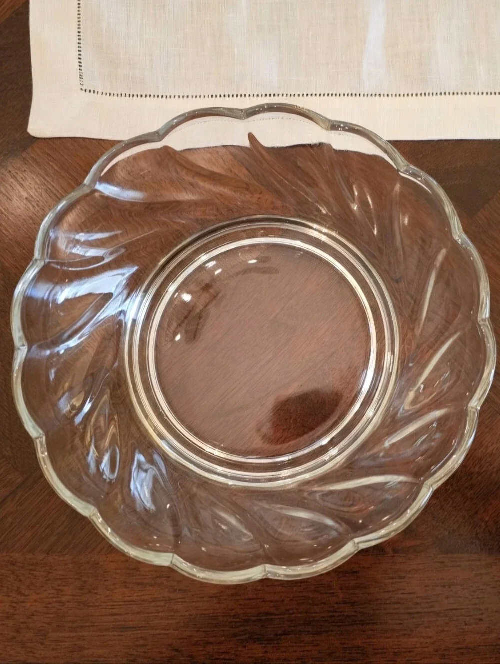 Vintage 60s Clear Pressed Glass Serving Dish Bowl w/Scallop Swirl 7
